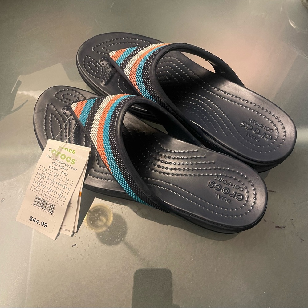 ~Crocs Women's Monterey Bead Strap~